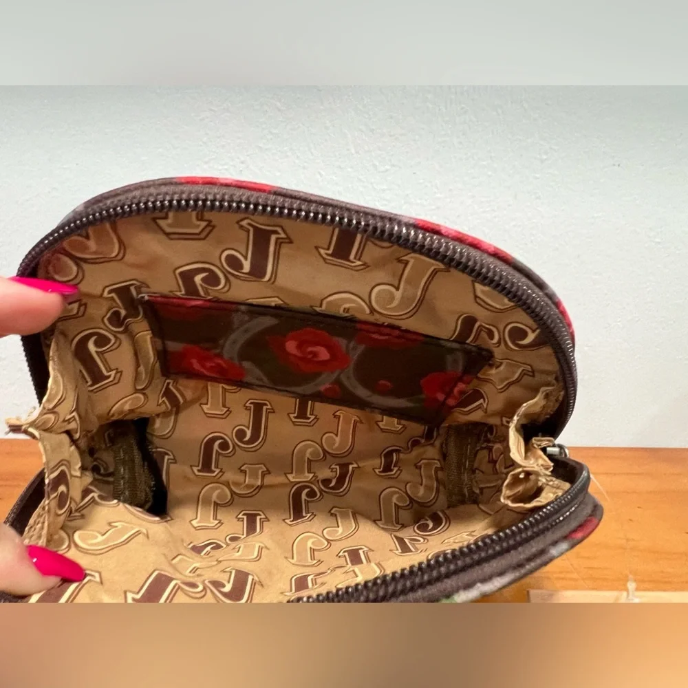 JUSTIN BOOTS NWT Western Dome Cosmetic Bag Horseshoe Roses Brown Red Pocket NEW